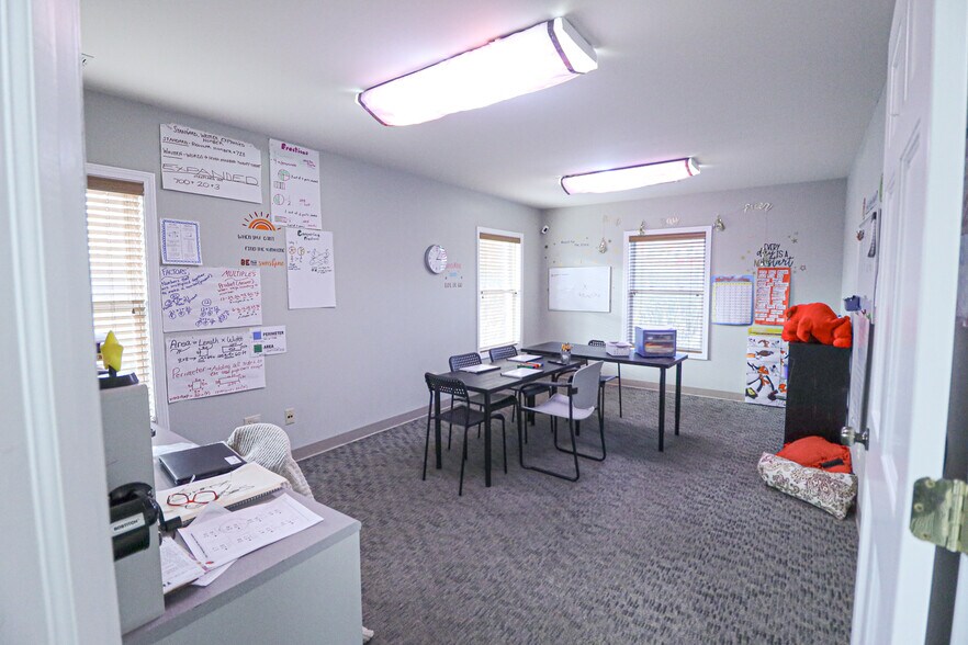 More Photos Of 4121 S Franklin St, Michigan City Office For Sale