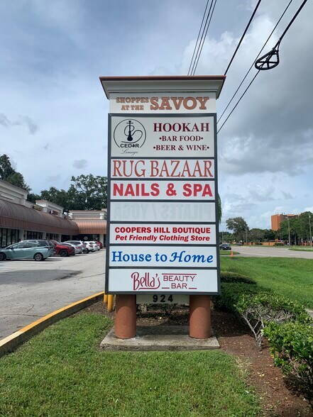 More Photos Of 910-924 N Mcmullen Booth Rd, Clearwater Unknown For Lease