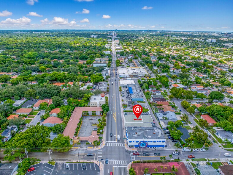 More Photos Of 4713-4725 SW 8th St, Miami Storefront For Lease