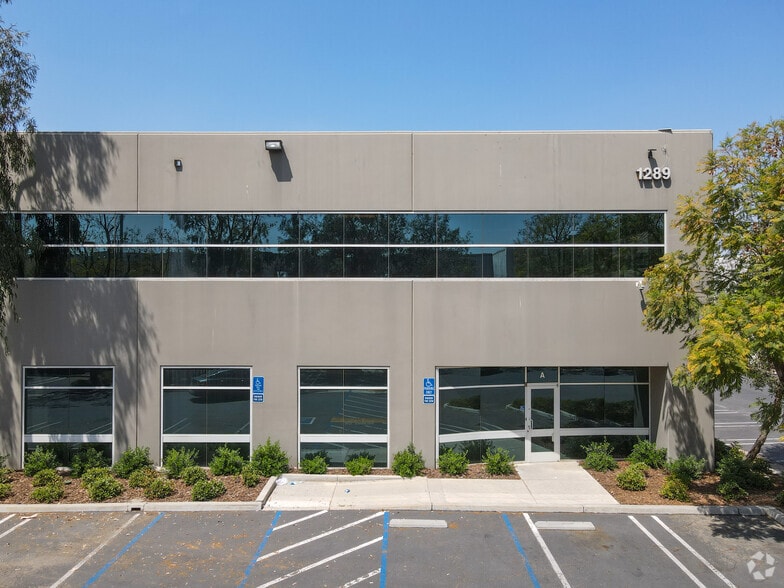More Photos Of 1115 Research Dr, Redlands Unknown For Lease