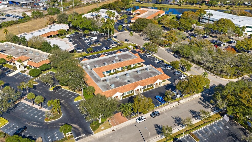 More Photos Of 5 Harvard Cir, West Palm Beach Office For Sale