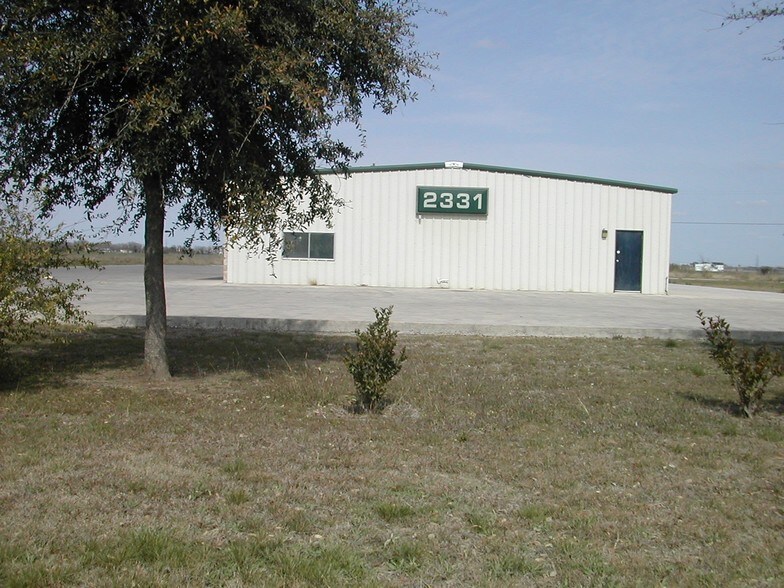 More Photos Of 2331 N Hwy 46, Seguin Light Distribution For Lease