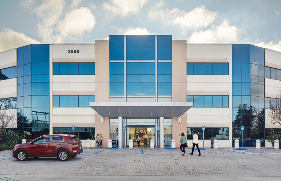 More Photos Of 2888 Loker Ave E, Carlsbad Coworking Space