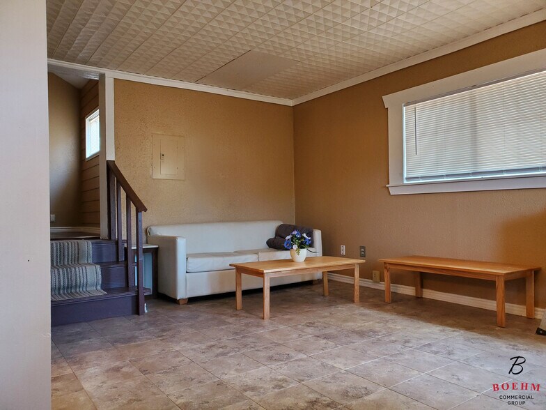 More Photos Of 138 Grey Moss Ct, Ingram Apartments For Sale