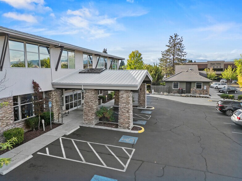 More Photos Of 2924 Siskiyou Blvd, Medford Medical For Sale