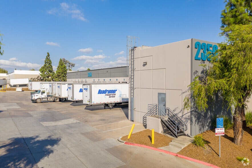 More Photos Of 2375 Michael Faraday Dr, San Diego Unknown For Lease