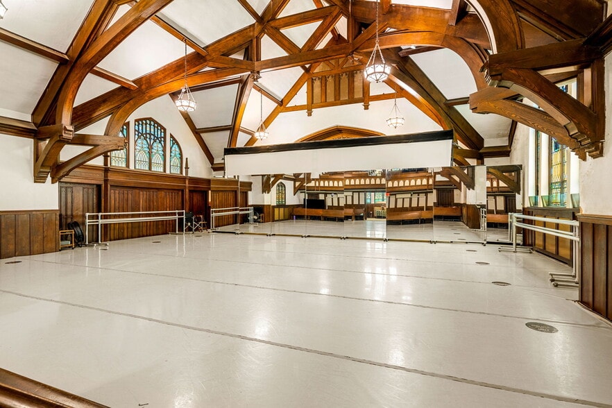 More Photos Of 32 Lowell St, Reading Religious Facility For Sale