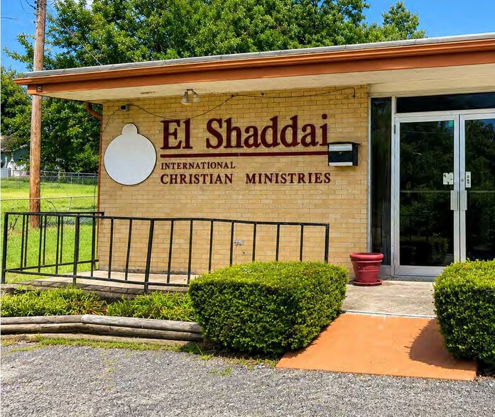 Primary Photo Of 13111 Spring St, Grandview Religious Facility For Lease