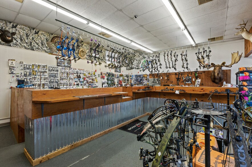 More Photos Of 5500 Franklin Ave, Waco Freestanding For Sale