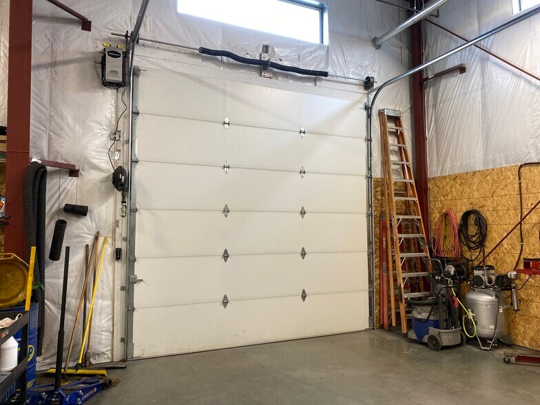 More Photos Of 4198 Corporate Way, Missoula Airplane Hangar For Sale