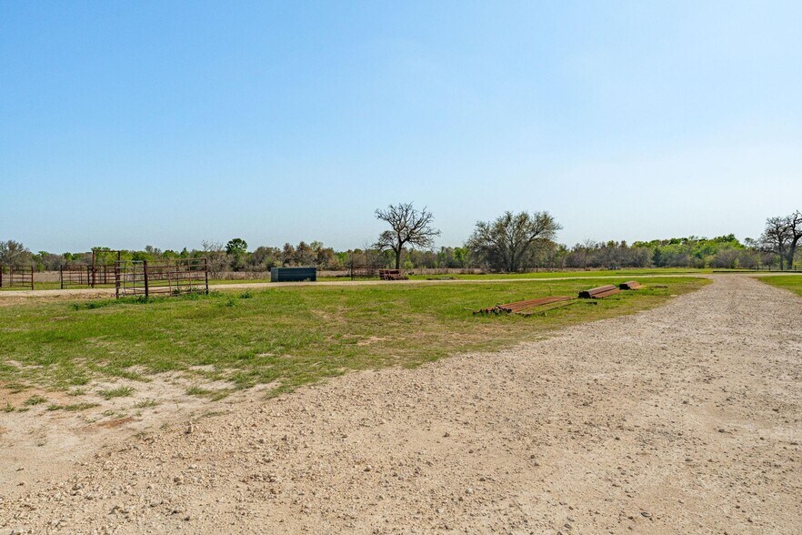 More Photos Of 12645 US-377, Dublin Office For Sale