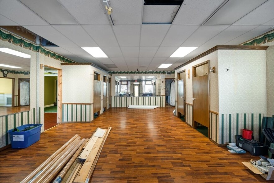More Photos Of 4066 Broward Blvd, Fort Lauderdale Storefront Retail Office For Lease