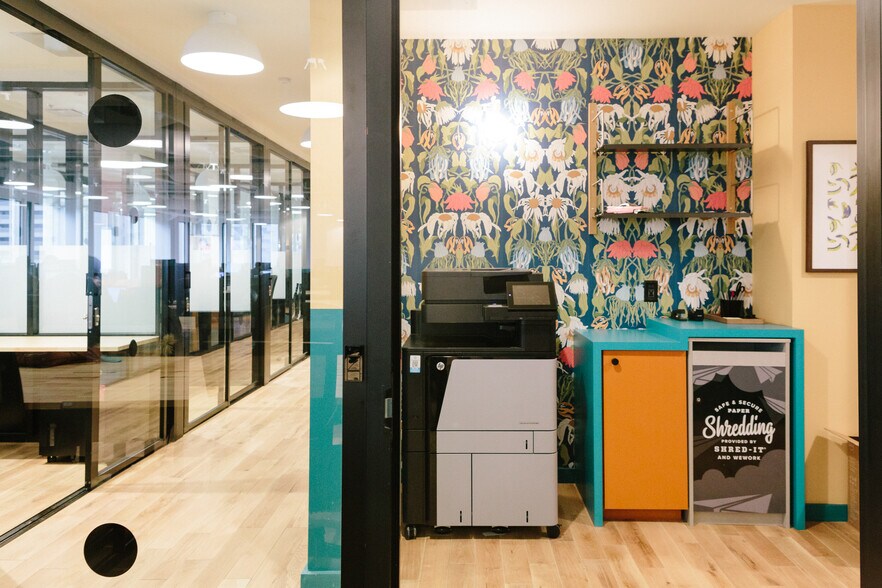 More Photos Of Two Embarcadero Ctr, San Francisco Office For Lease