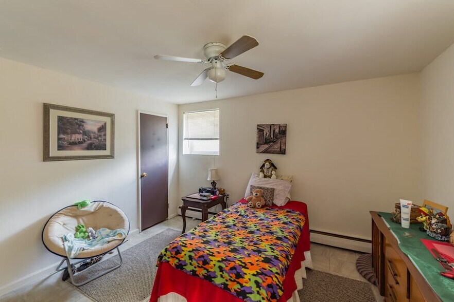 More Photos Of 6919 Walker St, Philadelphia Apartments For Sale