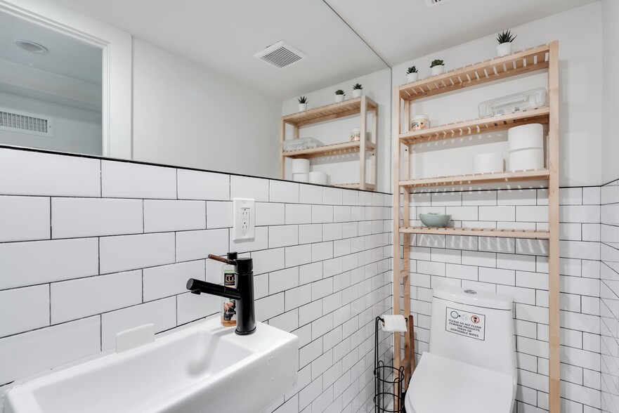 More Photos Of 579 Decatur St, Brooklyn Apartments For Sale