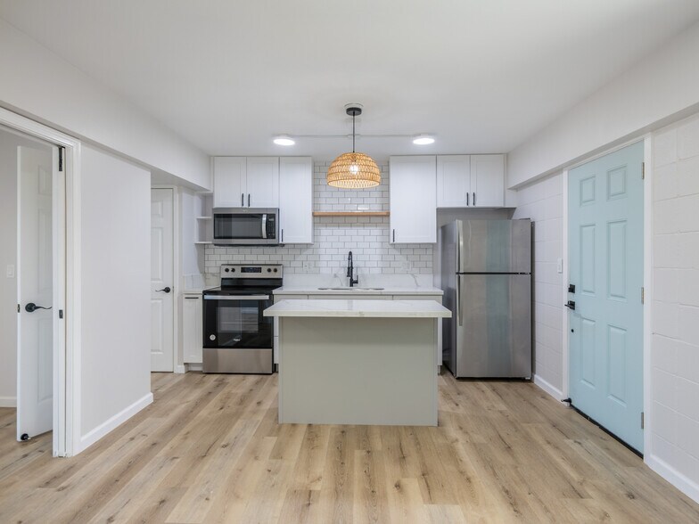 More Photos Of 54 Maluniu Ave, Kailua Apartments For Sale