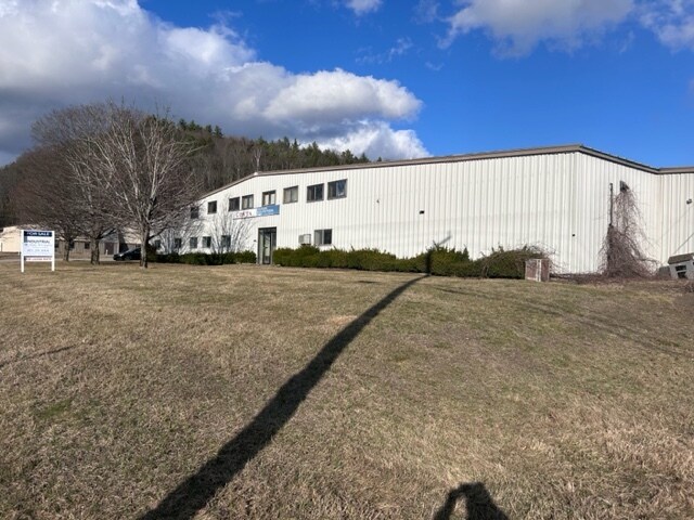 More Photos Of 59 Plains Rd, Claremont Industrial For Lease