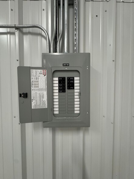 More Photos Of 16571 Broadway St, Glenpool Self Storage For Sale