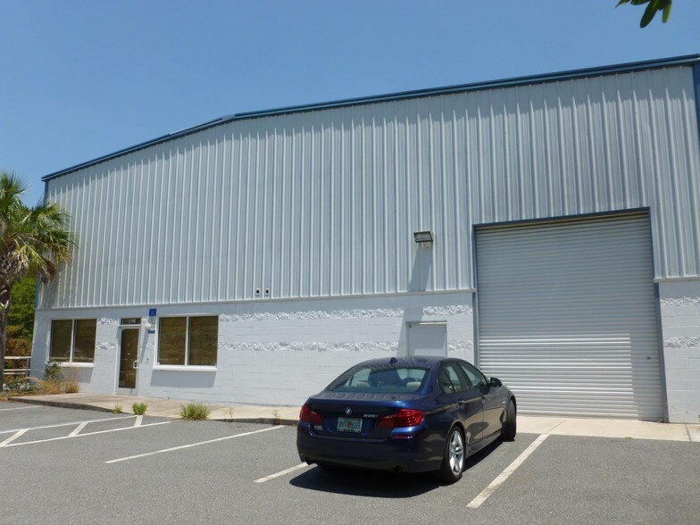 More Photos Of 6621 NW 16th St, Gainesville Distribution For Lease