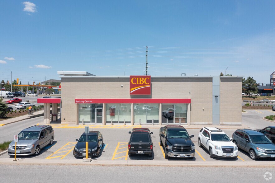 More Photos Of 35 Mapleview Dr W, Barrie Unknown For Lease