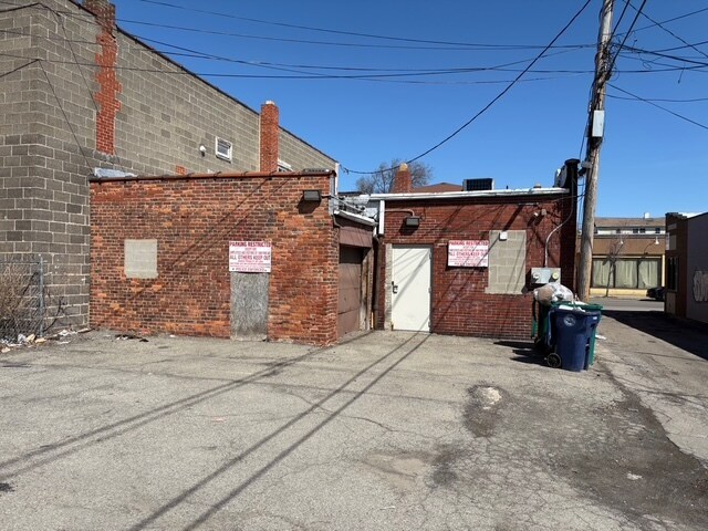 More Photos Of 1909 Pine Ave, Niagara Falls Medical For Sale