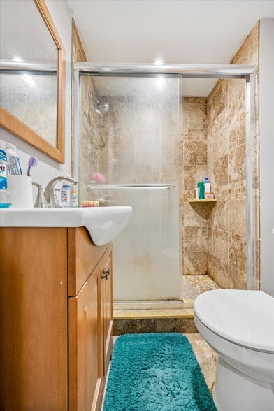 More Photos Of 1909 S Broad St, Philadelphia Office Residential For Sale