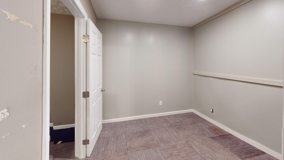 More Photos Of 4187 Milgen Rd, Columbus Warehouse For Lease