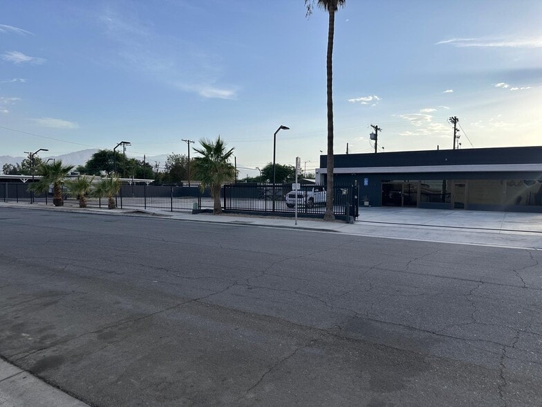 More Photos Of 83197 Requa Ave, Indio Auto Dealership For Sale