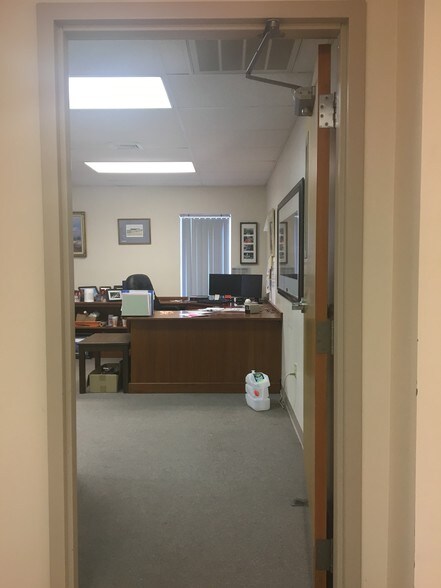 More Photos Of 30 Brigham St, New Bedford Medical For Lease