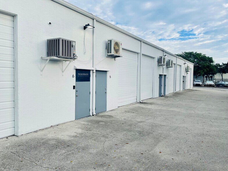 More Photos Of 1142 Okeechobee Rd, West Palm Beach Industrial For Lease