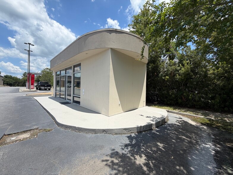 More Photos Of 3263 Inner Perimeter Rd, Valdosta General Retail For Lease