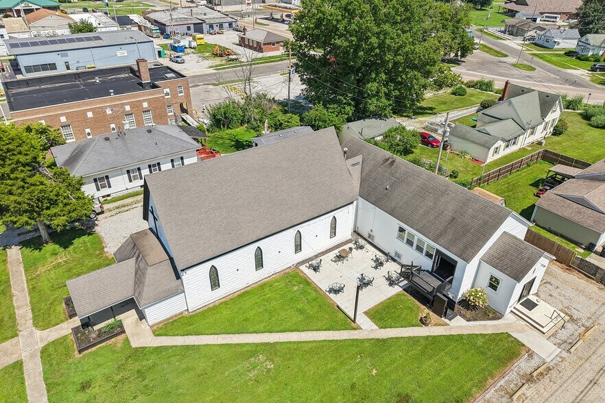 More Photos Of 206 W Spruce St, Gillespie Religious Facility For Sale