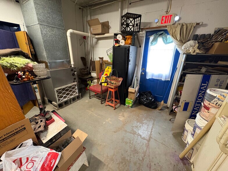 More Photos Of 200 N Monroe St, Williamsport Storefront For Sale