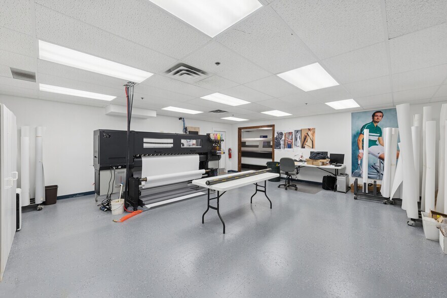 More Photos Of 1 Premier Dr, Long Lake Manufacturing For Sale