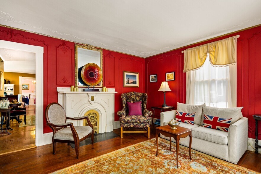 More Photos Of 82 Elm St, Camden Hospitality For Sale