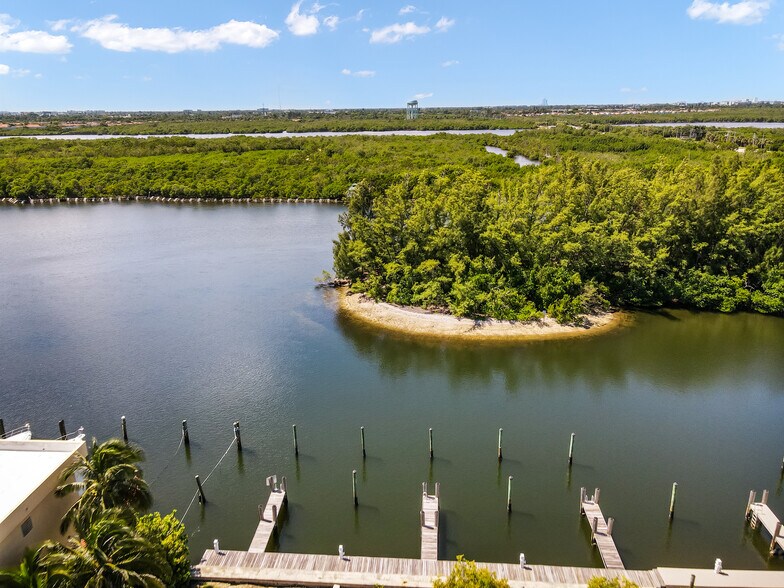 More Photos Of 3405 N Ocean Dr, Hollywood Hotel For Sale
