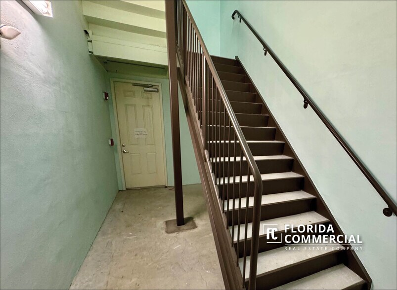 More Photos Of 208 SE Park St, Okeechobee Medical For Lease