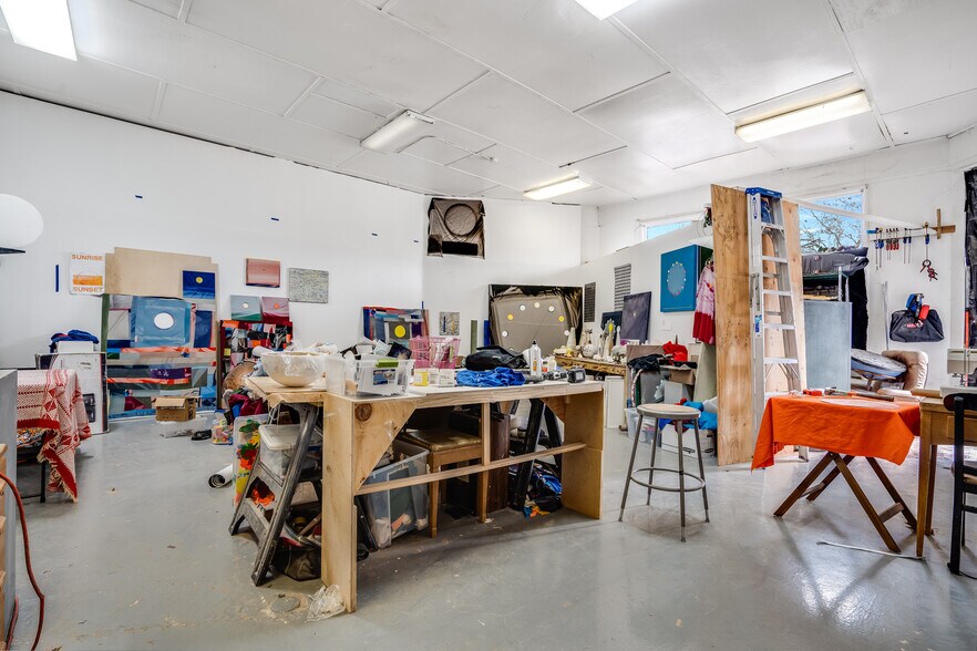 More Photos Of 5428 San Pablo Ave, Oakland Warehouse For Sale