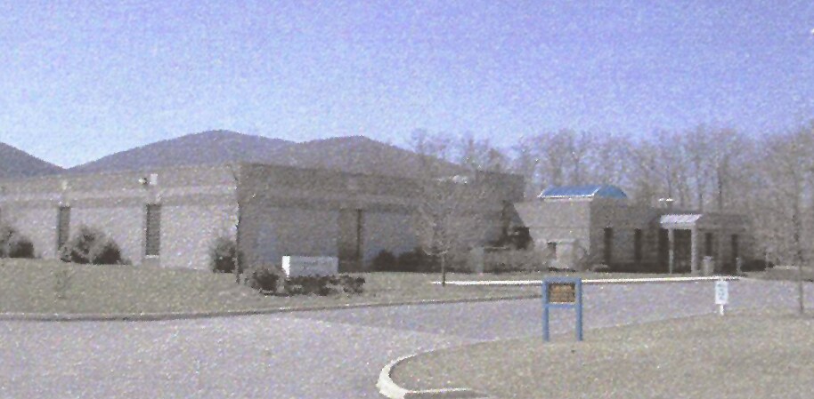 More Photos Of 1504 Chestnut St, Clifton Forge Office For Sale