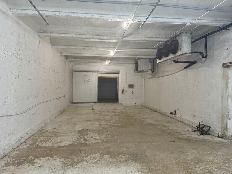 More Photos Of 743-749 NW 23rd St, Miami Food Processing For Lease