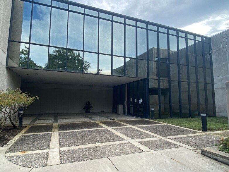 Primary Photo Of 720 Western Blvd, Tarboro Office For Sale