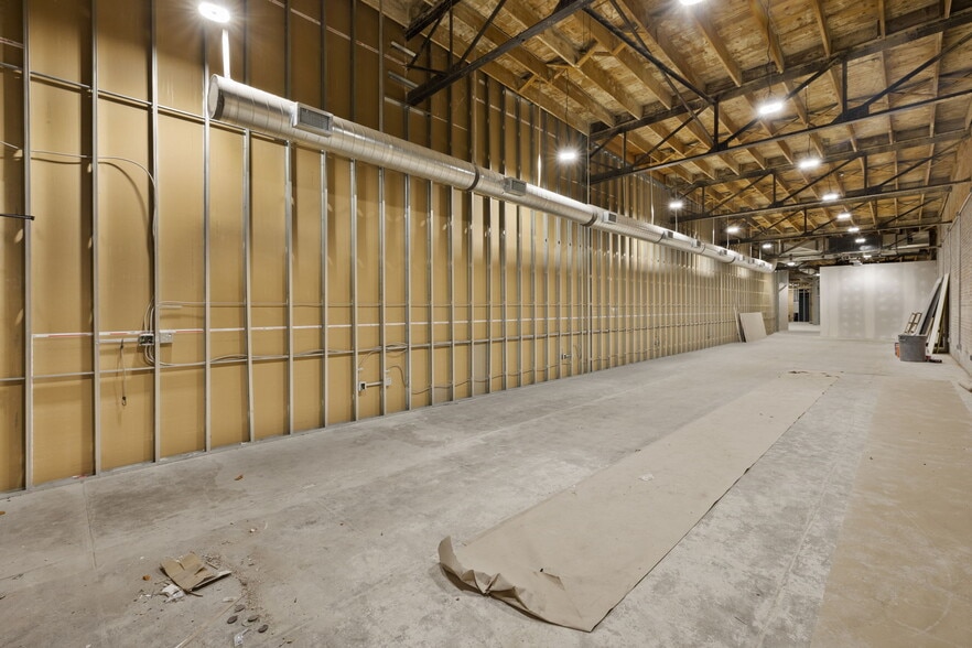 More Photos Of 123 E Bijou St, Colorado Springs Freestanding For Lease