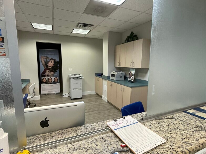 More Photos Of 1100 S Federal Hwy, Deerfield Beach Medical For Lease