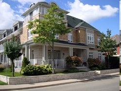 More Photos Of 165 Lakeshore Rd E, Mississauga Apartments For Lease