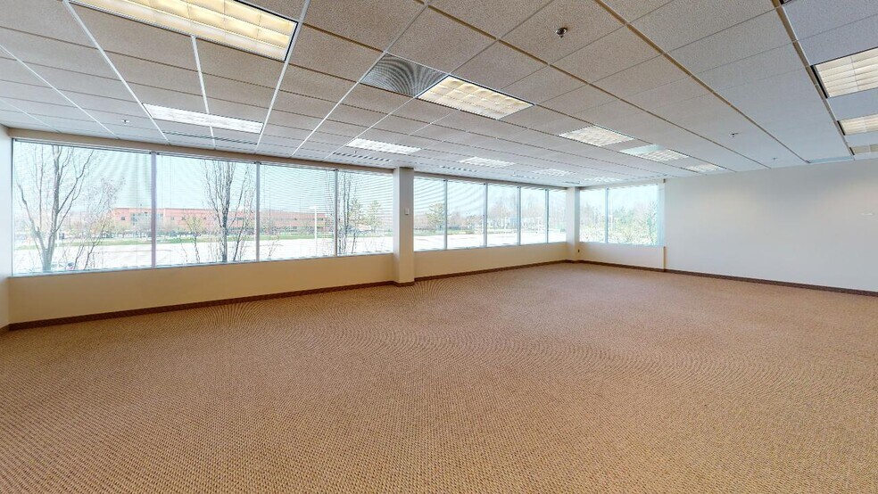 More Photos Of 630 W Carmel Dr, Carmel Office For Lease