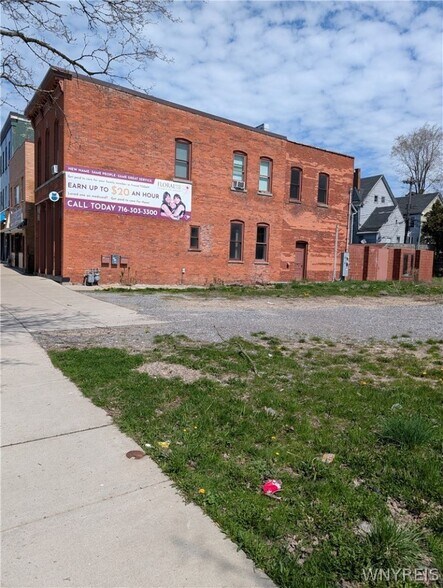 More Photos Of 577 Niagara St, Buffalo Storefront Retail Office For Sale