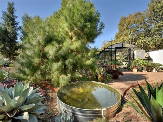 More Photos Of 638 Tillery St, Austin Office For Sale