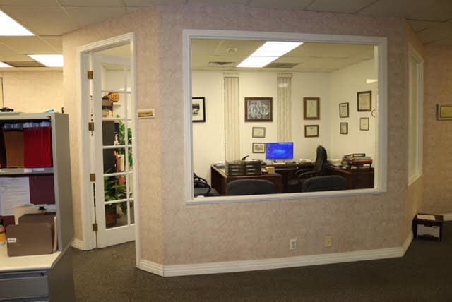 More Photos Of 844 E Sahara Ave, Las Vegas Loft Creative Space For Lease