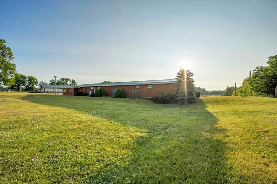 More Photos Of 3521 Sullivan Trl, Easton General Retail For Sale