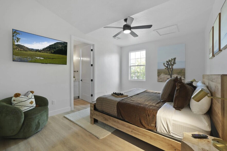 More Photos Of 4346 W Canterbury Rd, Hurricane Multifamily For Sale